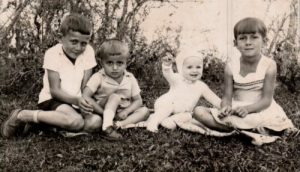 Ervídio, Tito, Terezinha e Elvenete, esquerda para direita. 