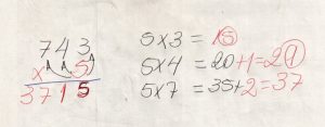 Multiplicação com fatores de vários algarismos 6
